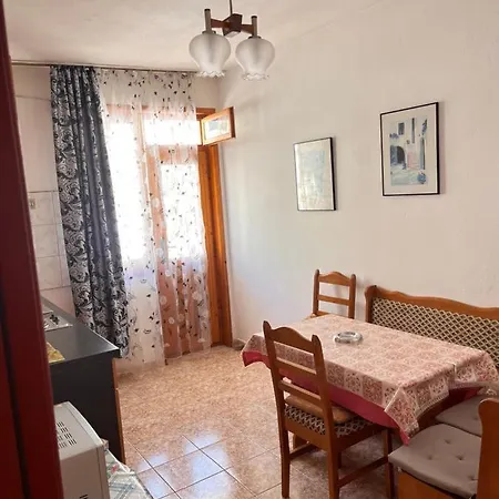 Къща За Гости Бърза Apartment