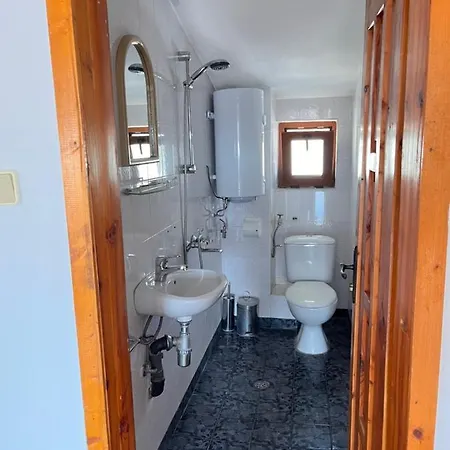 Къща За Гости Бърза Apartment